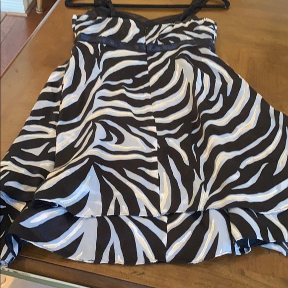 White House Black Market striped dress - Picture 4 of 6